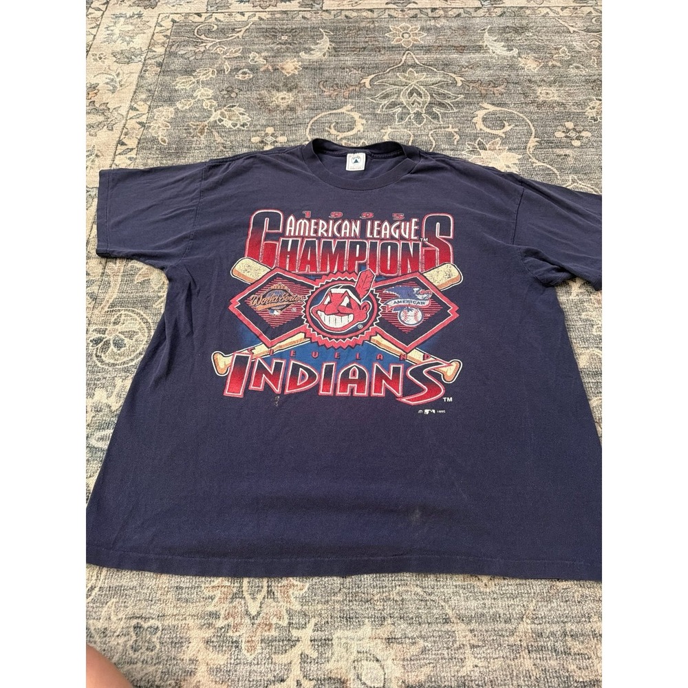 Vintage Cleveland Indians Baseball MLB Graphic Tee 1995 World Series